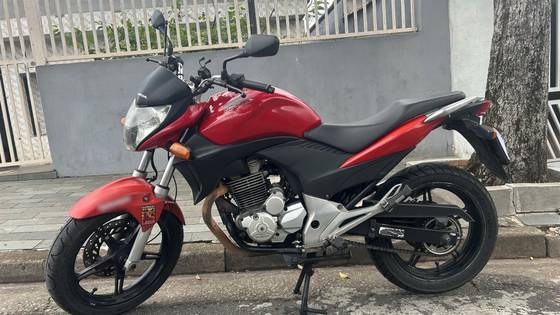 HONDA CB 300R 